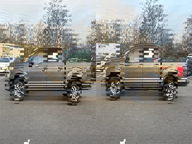 Used 2018 Ford F150 Lariat w/ Equipment Group 501A Mid image 6