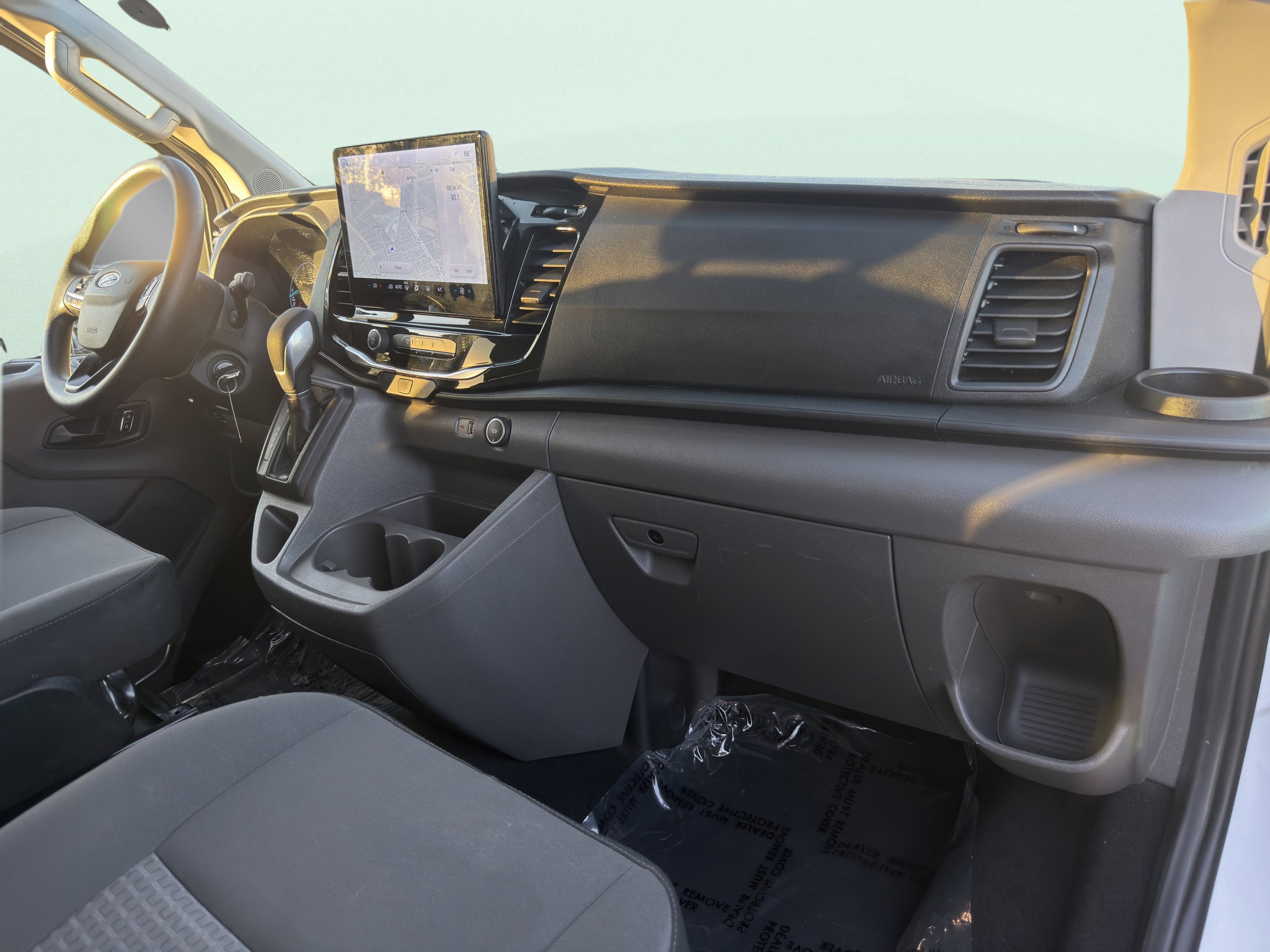 Used 2023 Ford Transit 350 XLT image 38