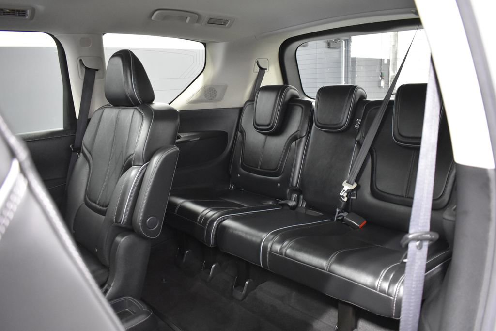 Used 2025 INFINITI QX80 Sensory AWD/4WD image 43