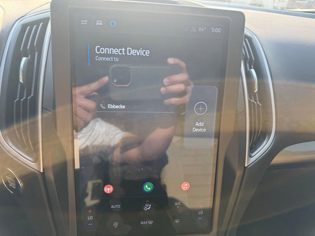 Used 2024 Ford Edge SE image 19