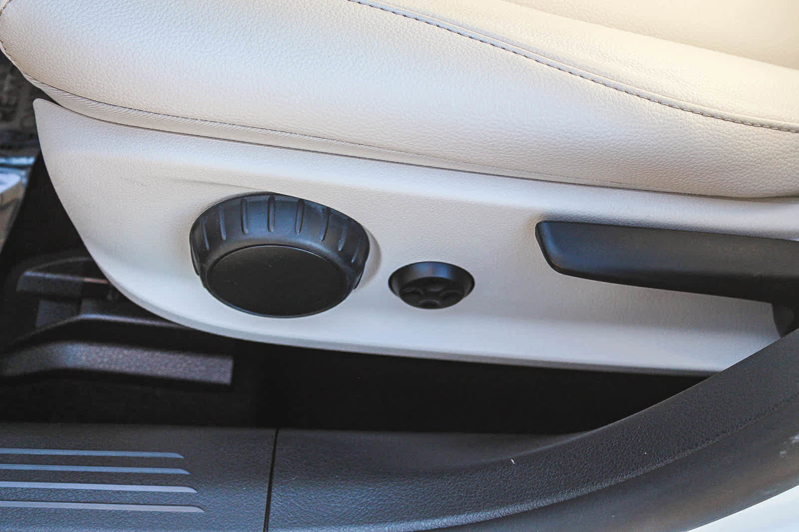 Used 2022 Mercedes-Benz A 220 image 29