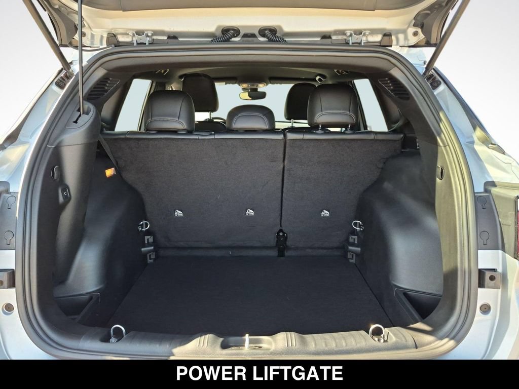 New 2026 Jeep Compass Latitude AWD/4WD image 23