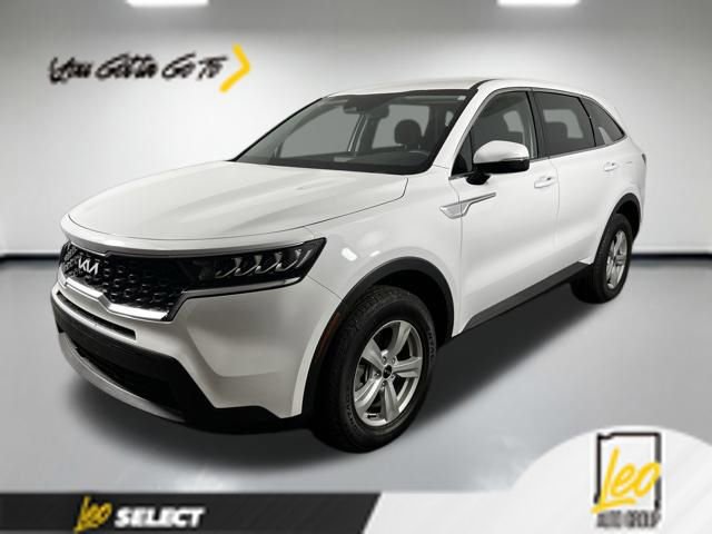 Used 2023 Kia Sorento LX