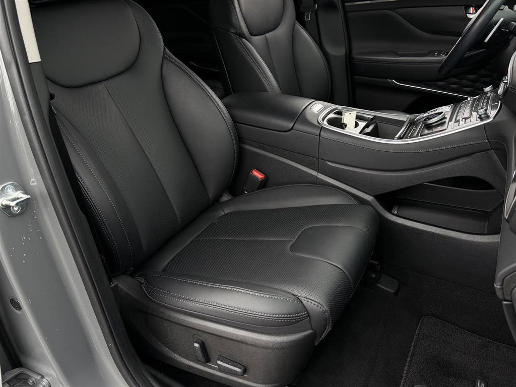 Used 2023 Hyundai Santa Fe SEL Premium image 23