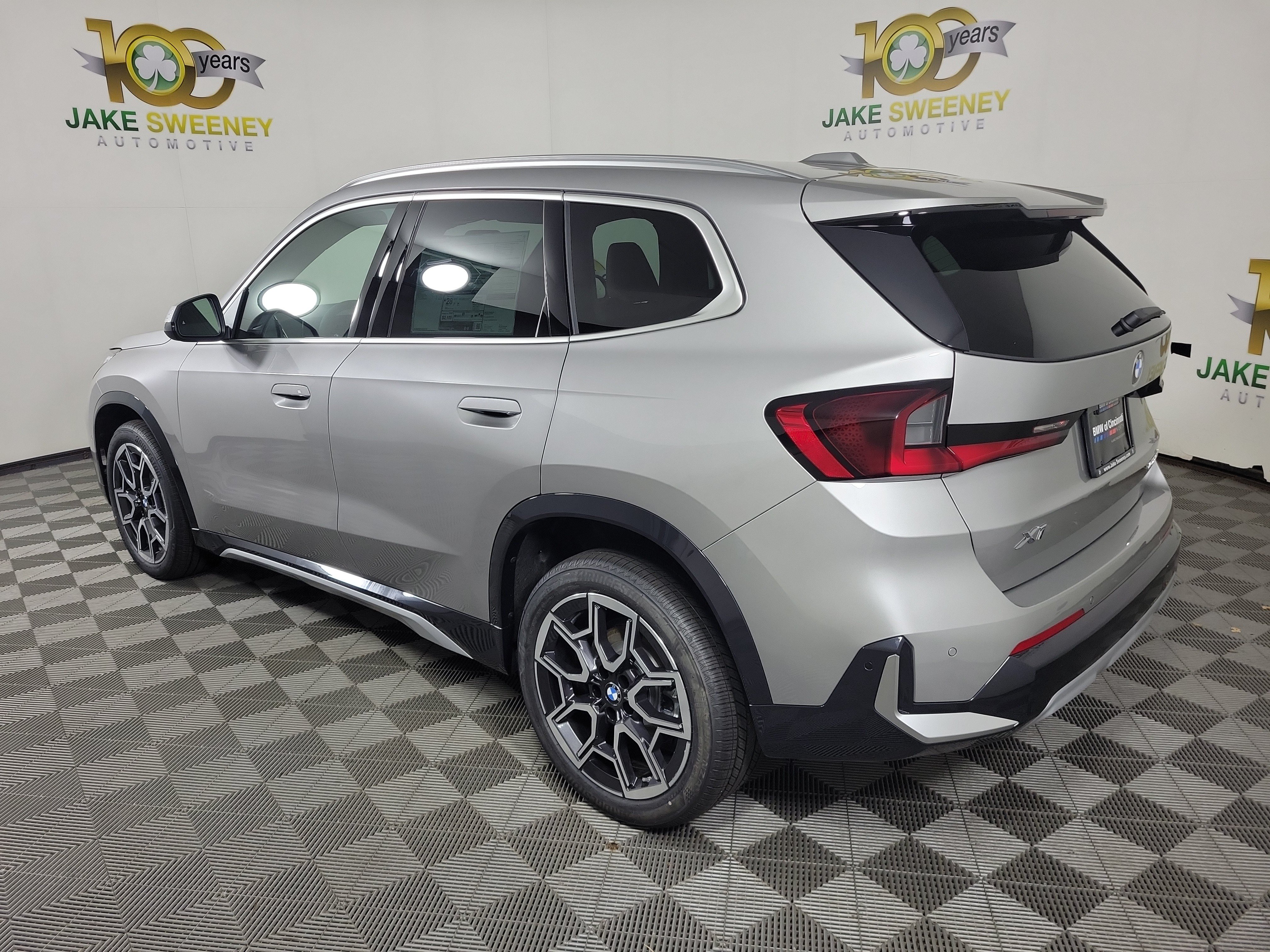 New 2027 BMW X1 xDrive28i AWD/4WD image 5