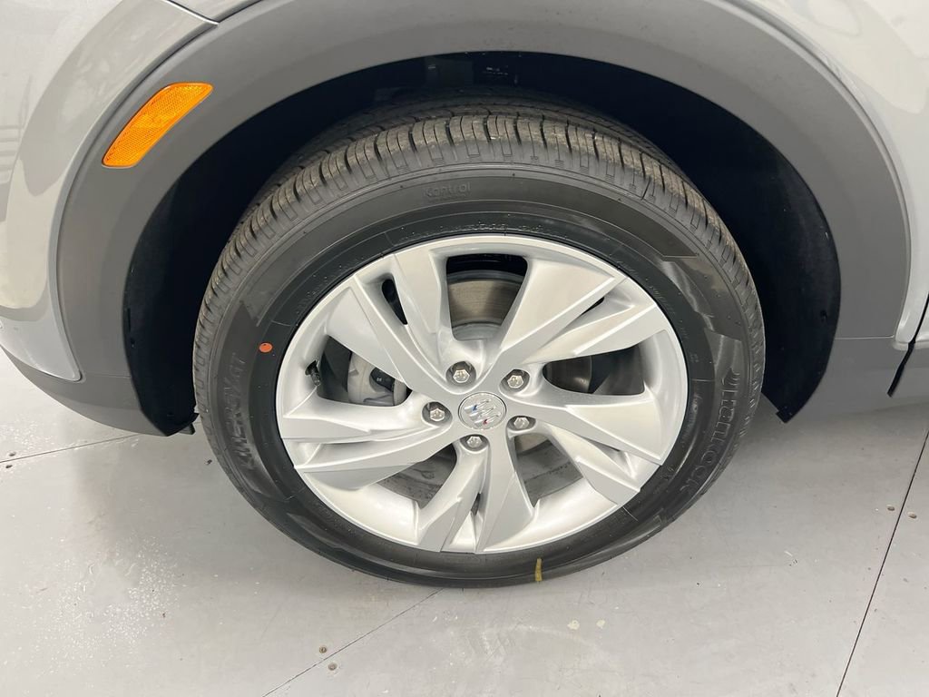 Used 2025 Buick Encore GX Preferred FWD image 25