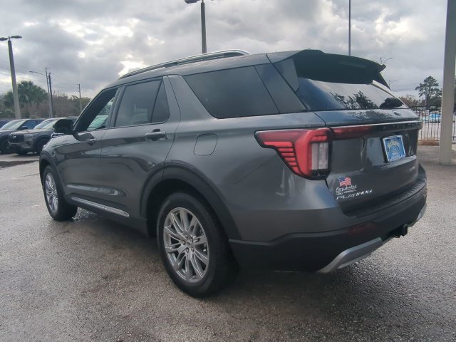 New 2026 Ford Explorer Platinum RWD image 7