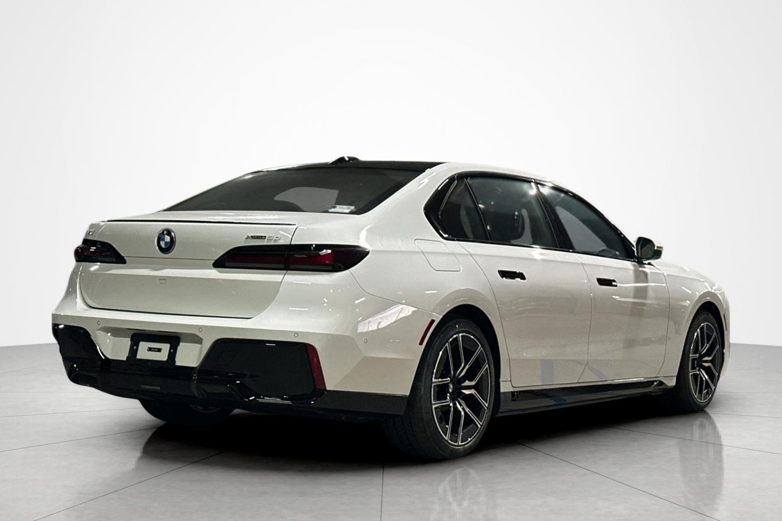 New 2026 BMW i7 xDrive60 AWD/4WD image 5