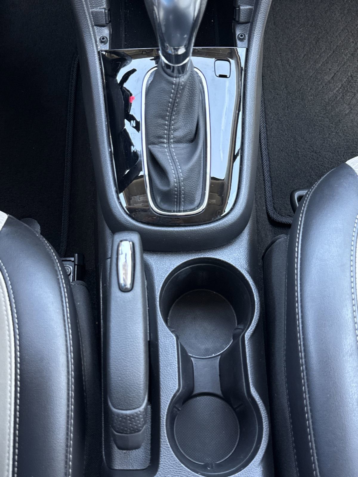 Used 2022 Buick Encore Preferred w/ Safety Package FWD image 25