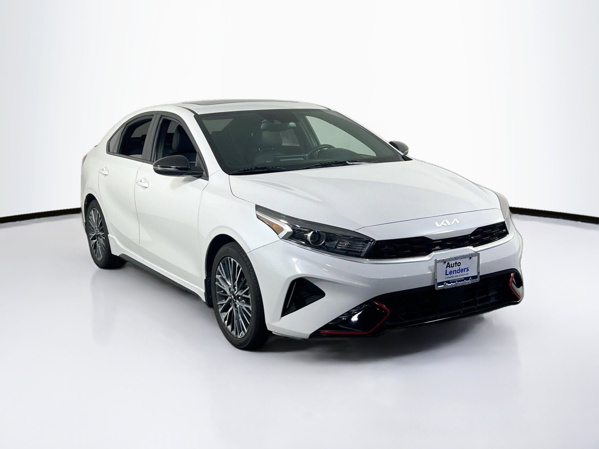 Used 2023 Kia Forte GT-Line w/ GT-Line Premium Package image 3