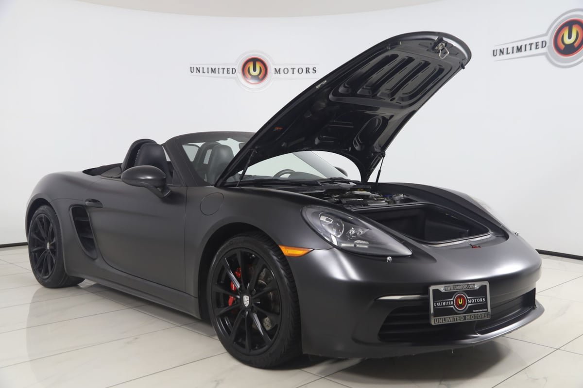 Used 2017 Porsche 718 Boxster RWD image 28