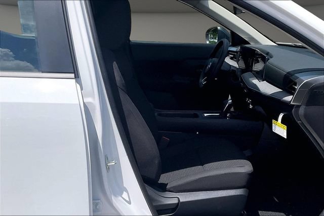 New 2026 Nissan Kicks S FWD image 11