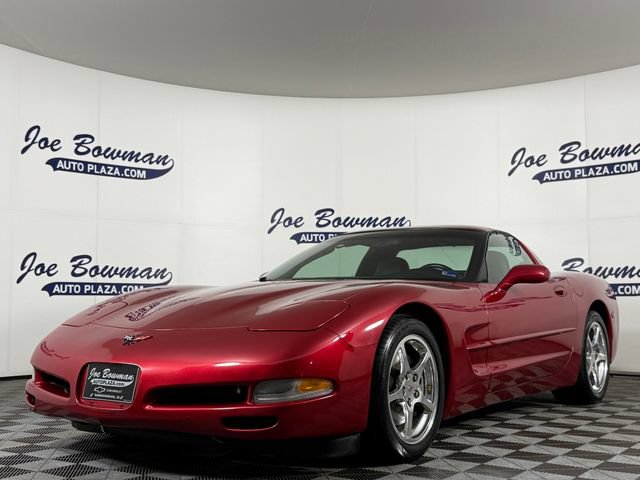 Used 2001 Chevrolet Corvette Coupe w/ Preferred Equipment Group2 RWD image 2