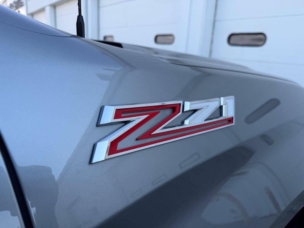 Used 2024 Chevrolet Silverado 1500 LTZ AWD/4WD image 30