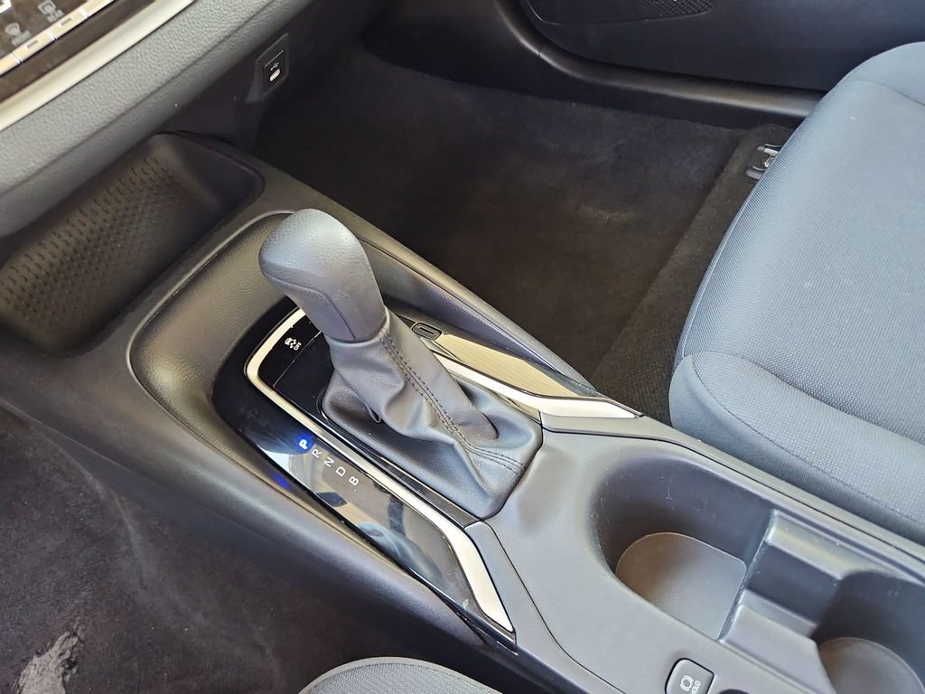 Used 2024 Toyota Corolla LE FWD image 18