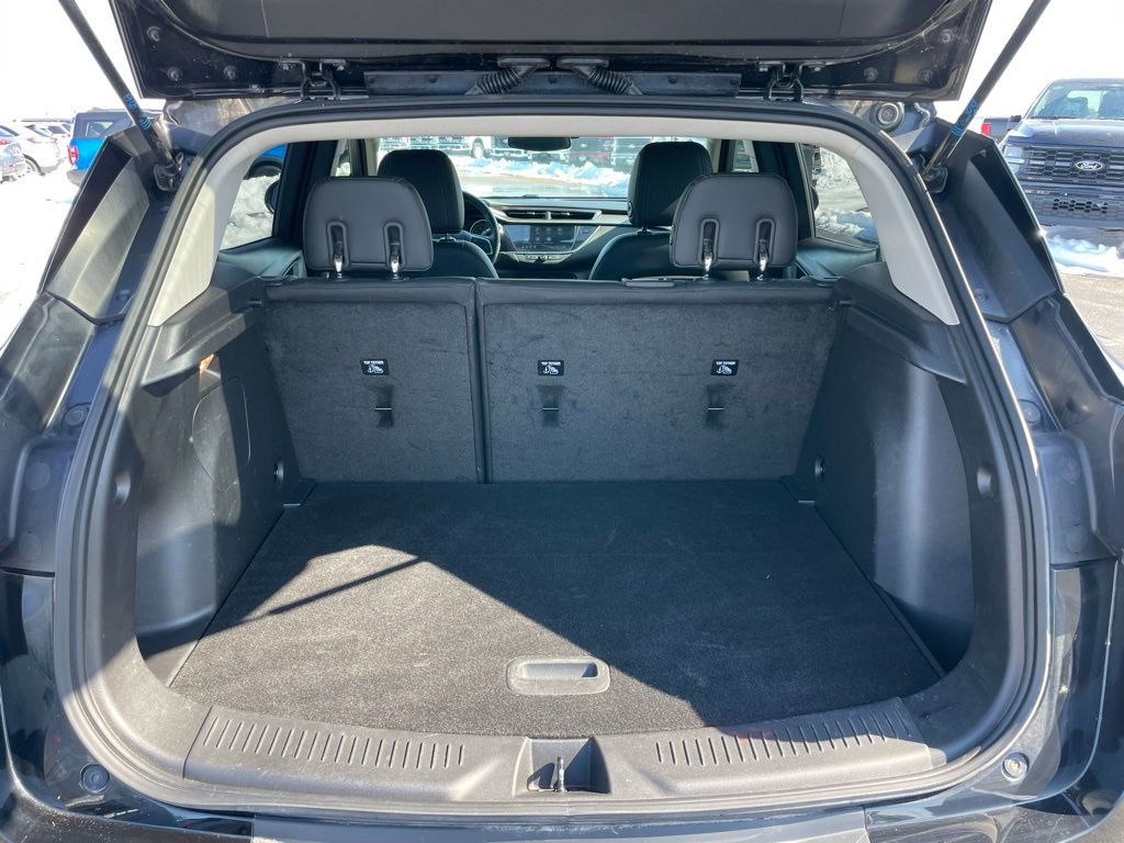 Used 2022 Buick Encore GX Preferred w/ Cold Weather Comfort Package AWD/4WD image 28