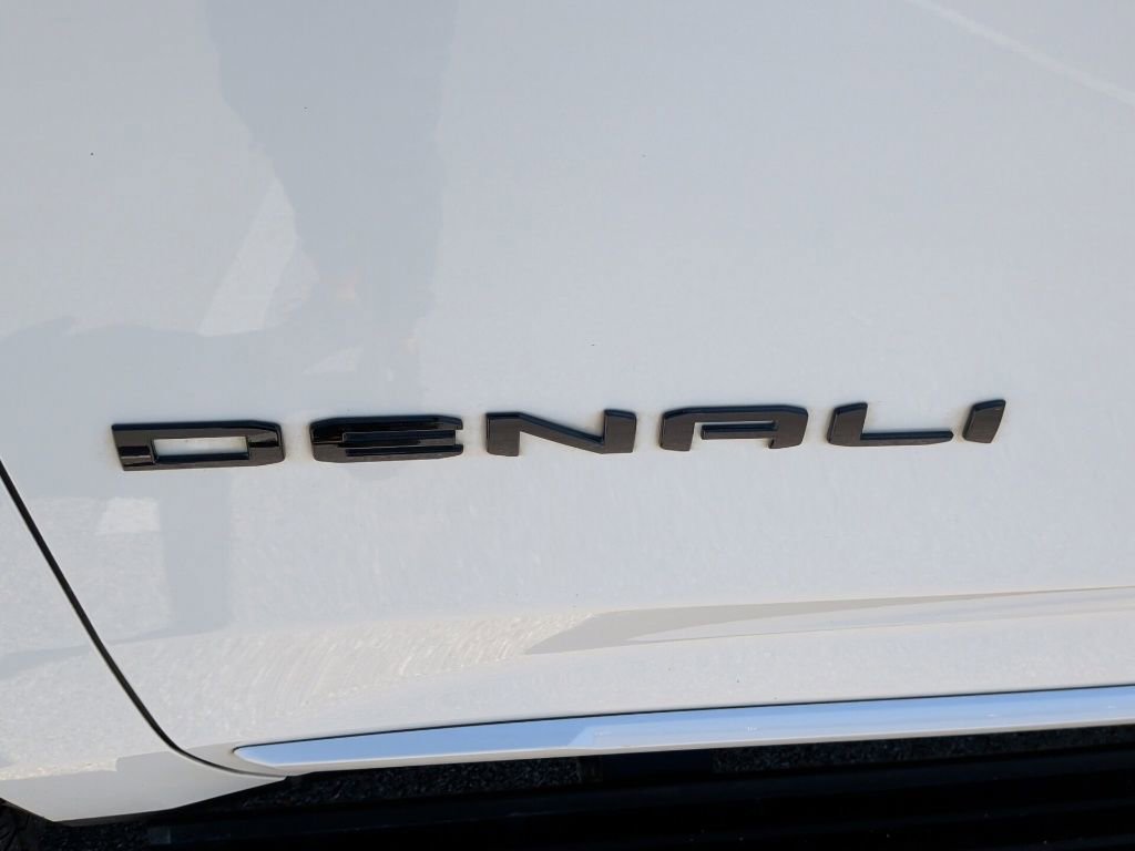 Used 2022 GMC Yukon XL Denali AWD/4WD image 51