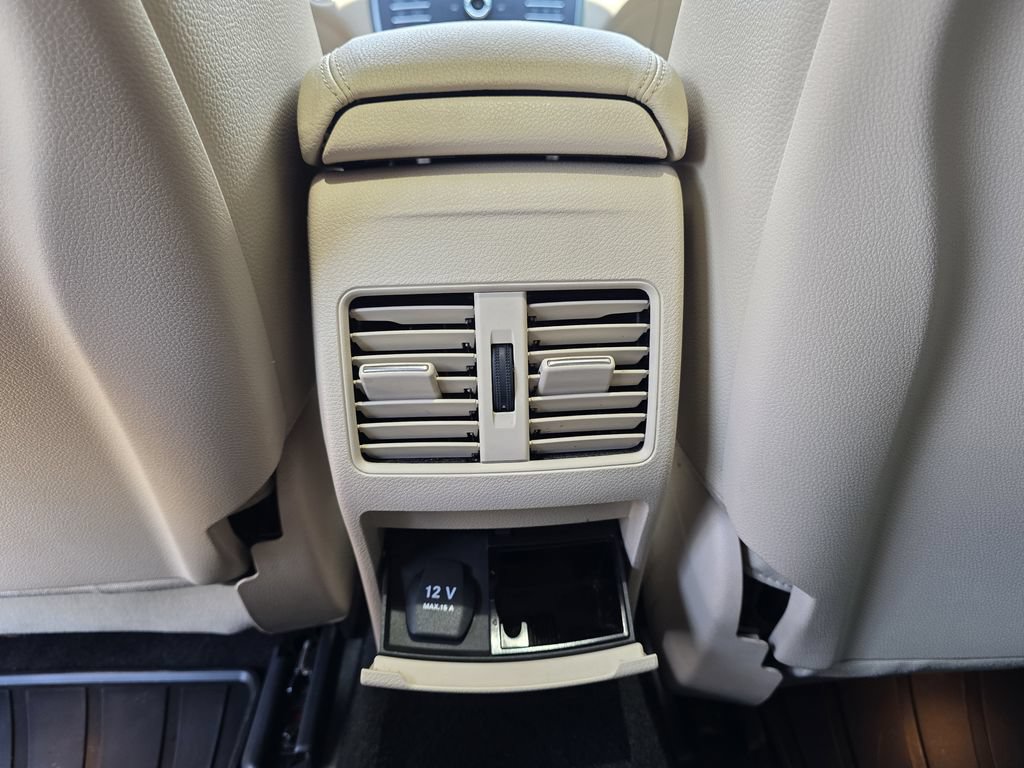 Used 2017 Mercedes-Benz CLA 250 4MATIC image 23