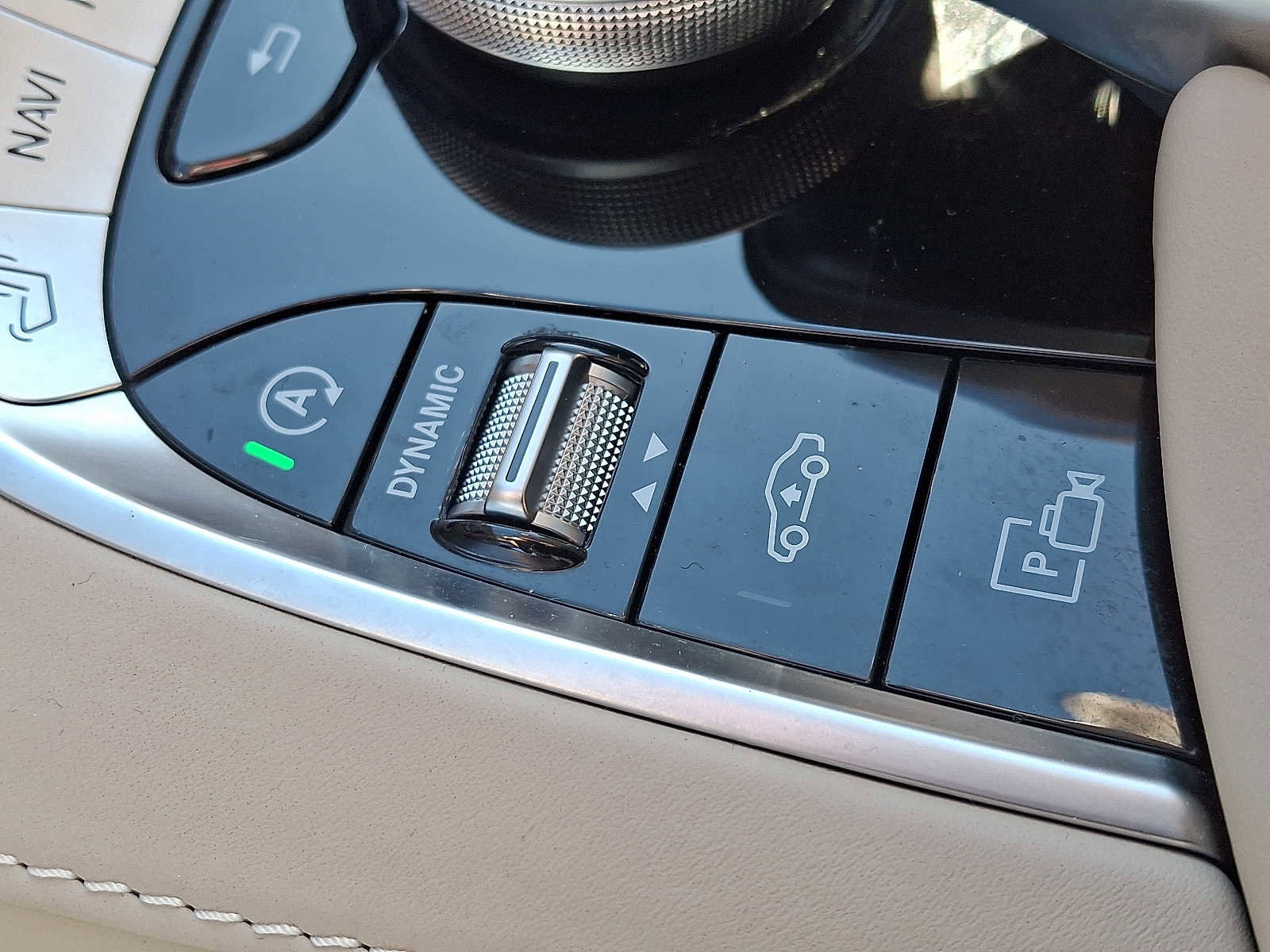 Used 2019 Mercedes-Benz S 560 4MATIC Sedan image 25