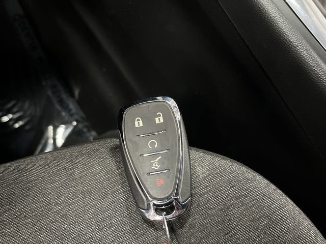 Used 2023 Chevrolet Equinox LT image 26