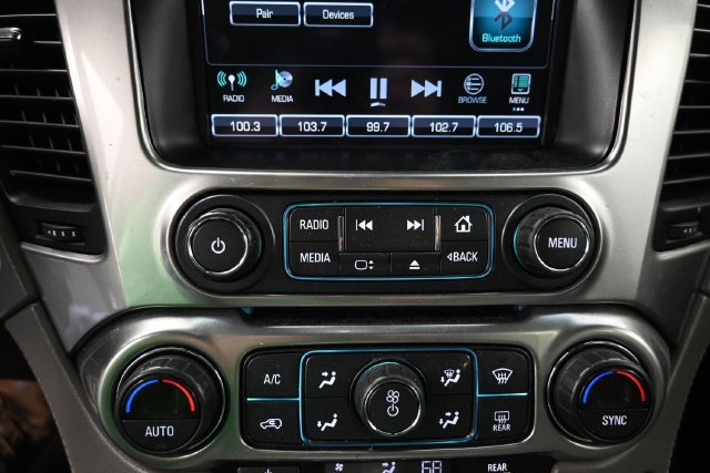 Used 2019 Chevrolet Suburban LT AWD/4WD image 17