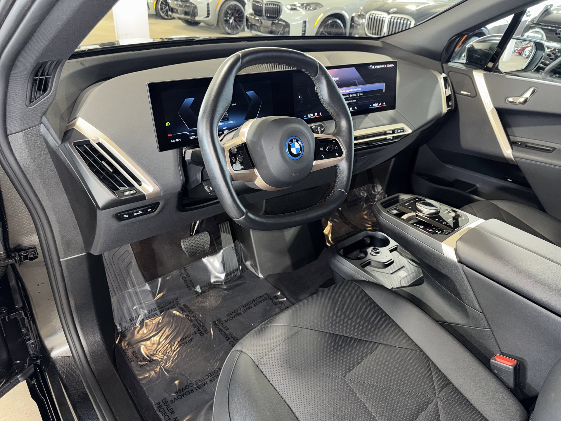 Used 2025 BMW iX xDrive50 w/ Sport Package AWD/4WD image 19