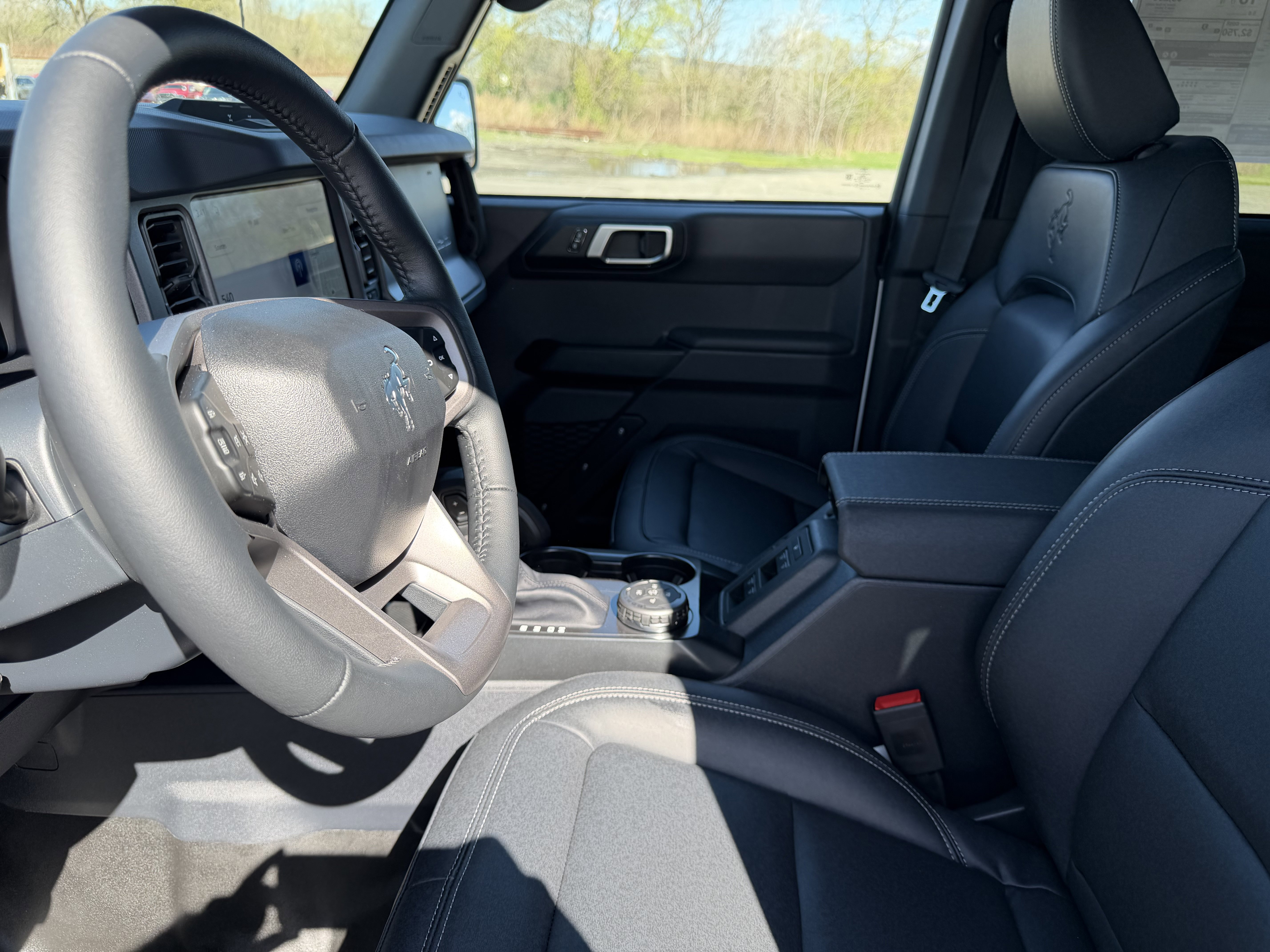 New 2026 Ford Bronco Big Bend w/ Black Diamond Package AWD/4WD image 10