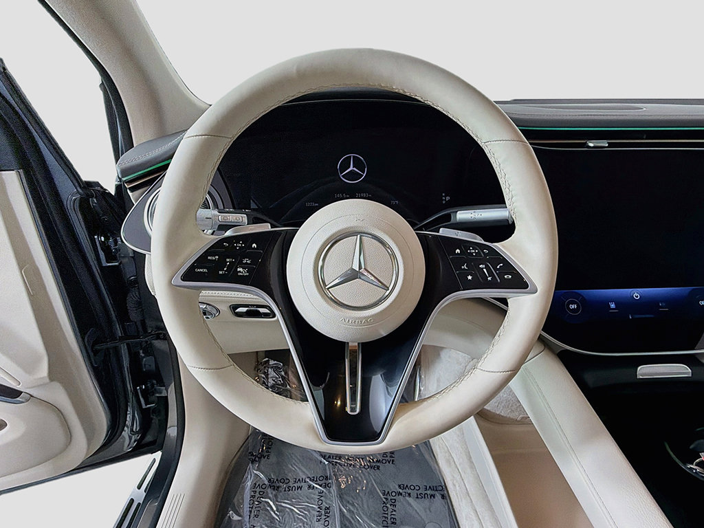 Used 2023 Mercedes-Benz EQS 580 4MATIC SUV image 37