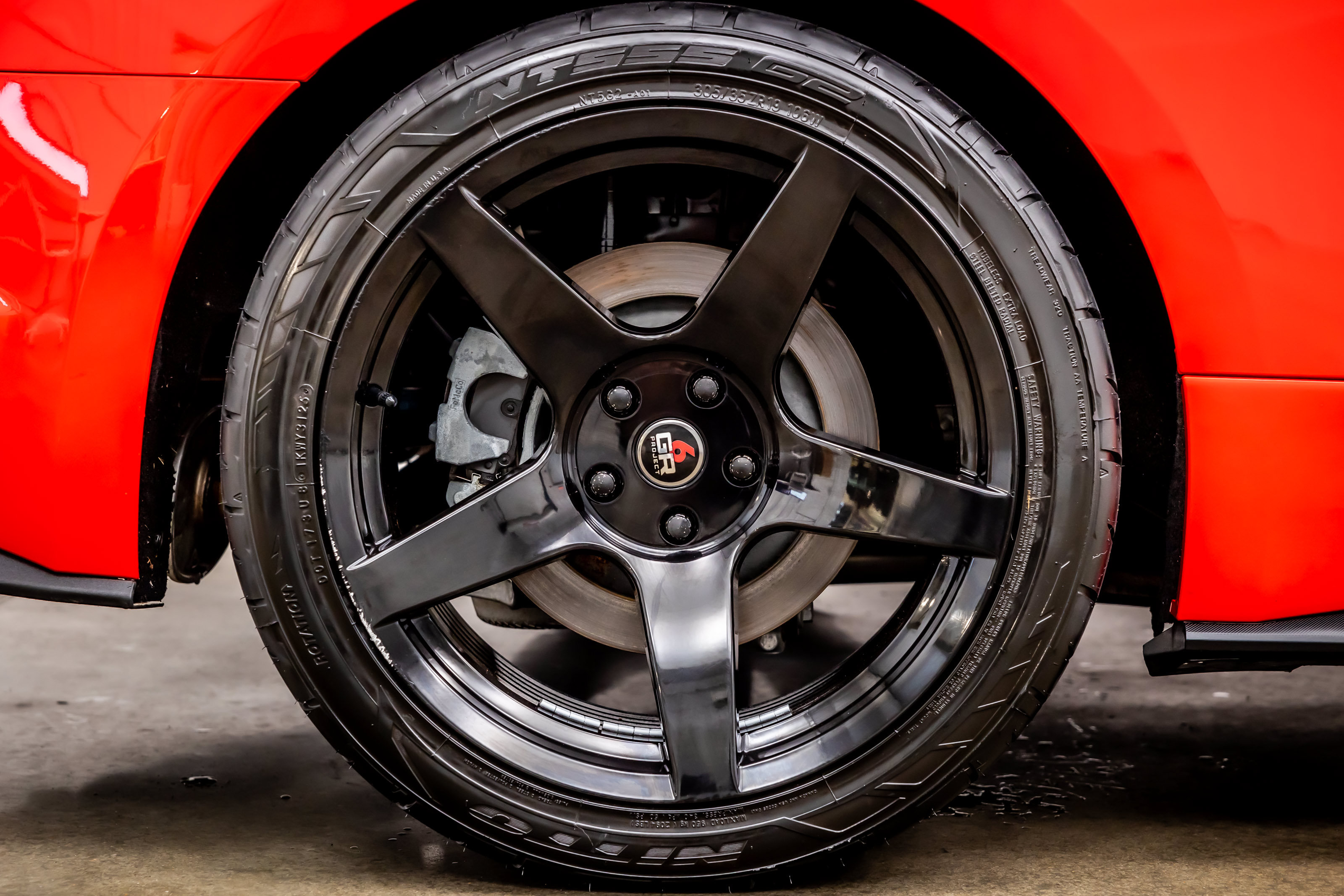 Used 2017 Ford Mustang GT Premium RWD image 40