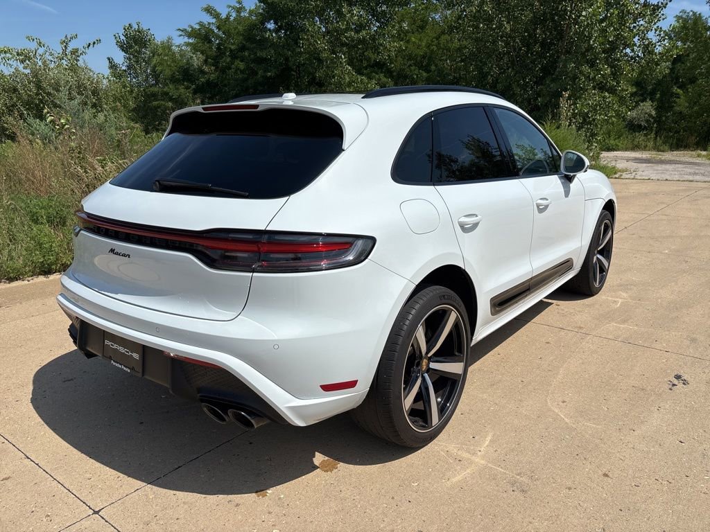 Used 2023 Porsche Macan Turbo image 22