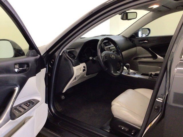 Used 2009 Lexus IS 250 RWD image 12