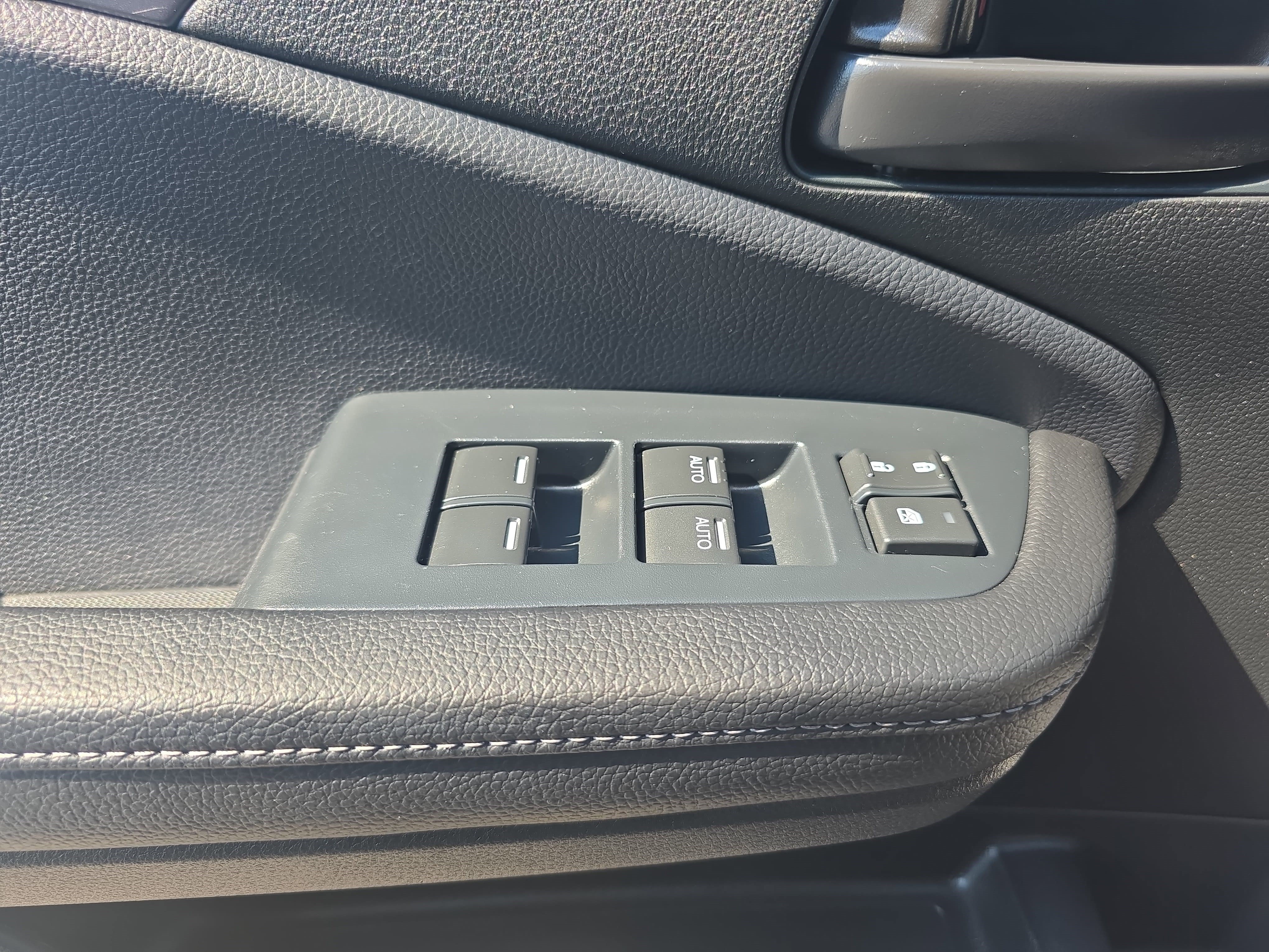Used 2023 Honda Passport EX-L image 27