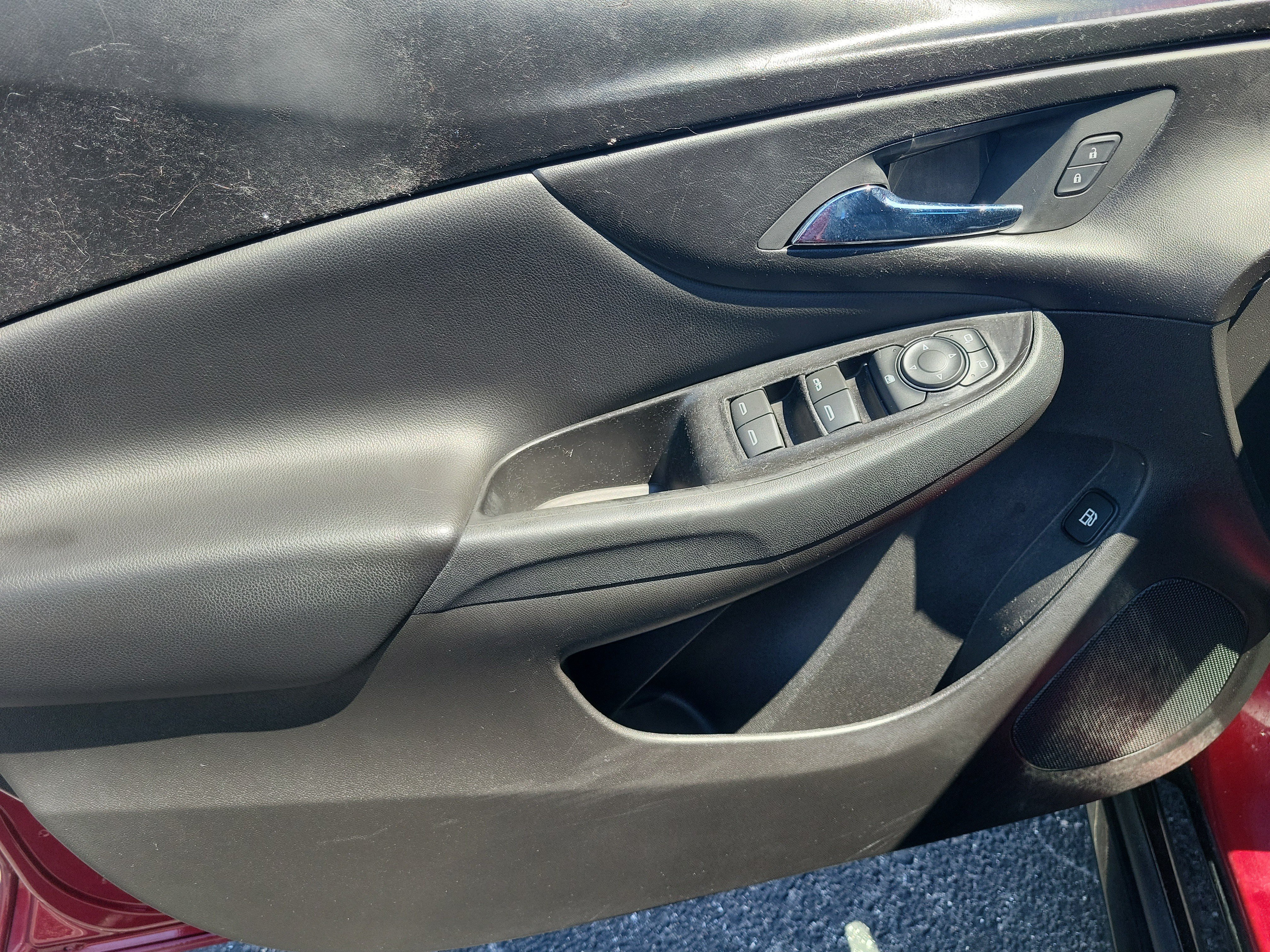 Used 2018 Chevrolet Volt LT w/ Comfort Package FWD image 20