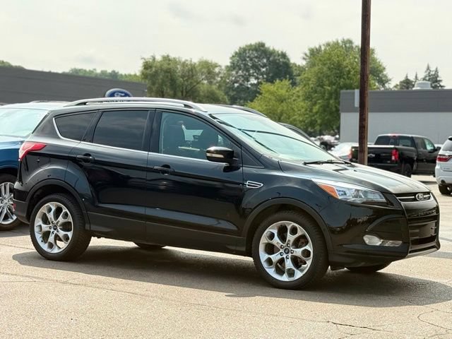 Used 2016 Ford Escape Titanium w/ Equipment Group 301A AWD/4WD image 32