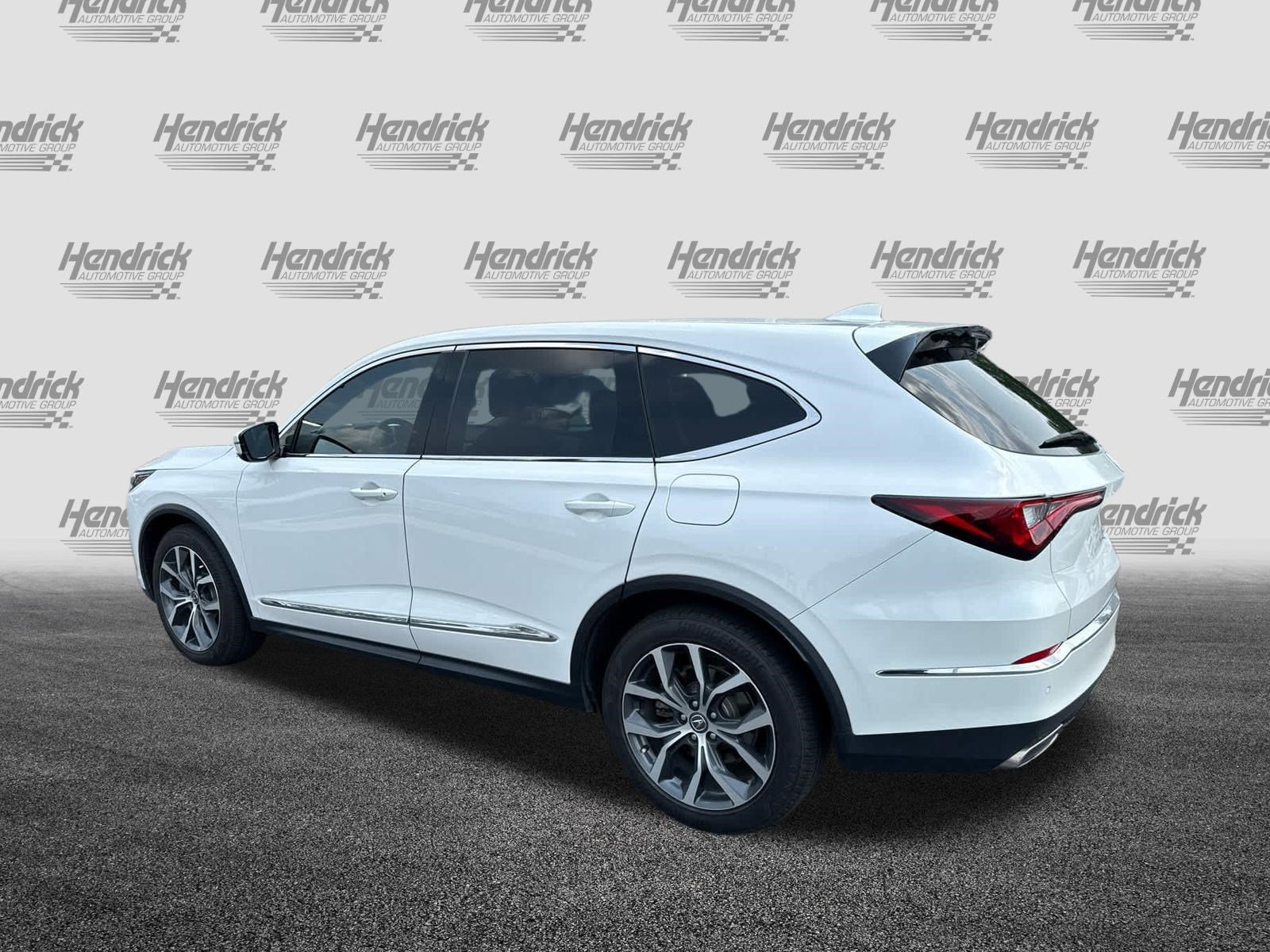 Used 2024 Acura MDX FWD w/ Technology Package image 6