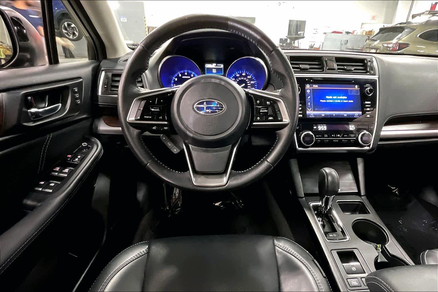 Used 2019 Subaru Outback 2.5i Limited AWD/4WD image 6