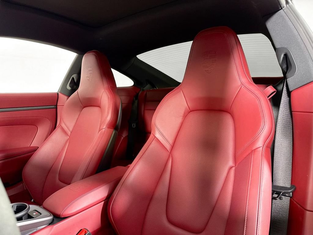 Certified 2025 Porsche 911 Carrera S RWD image 5