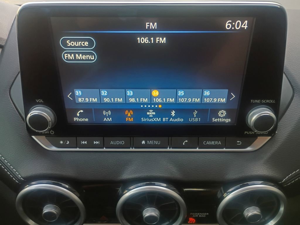 Used 2024 Nissan Sentra SV FWD image 8