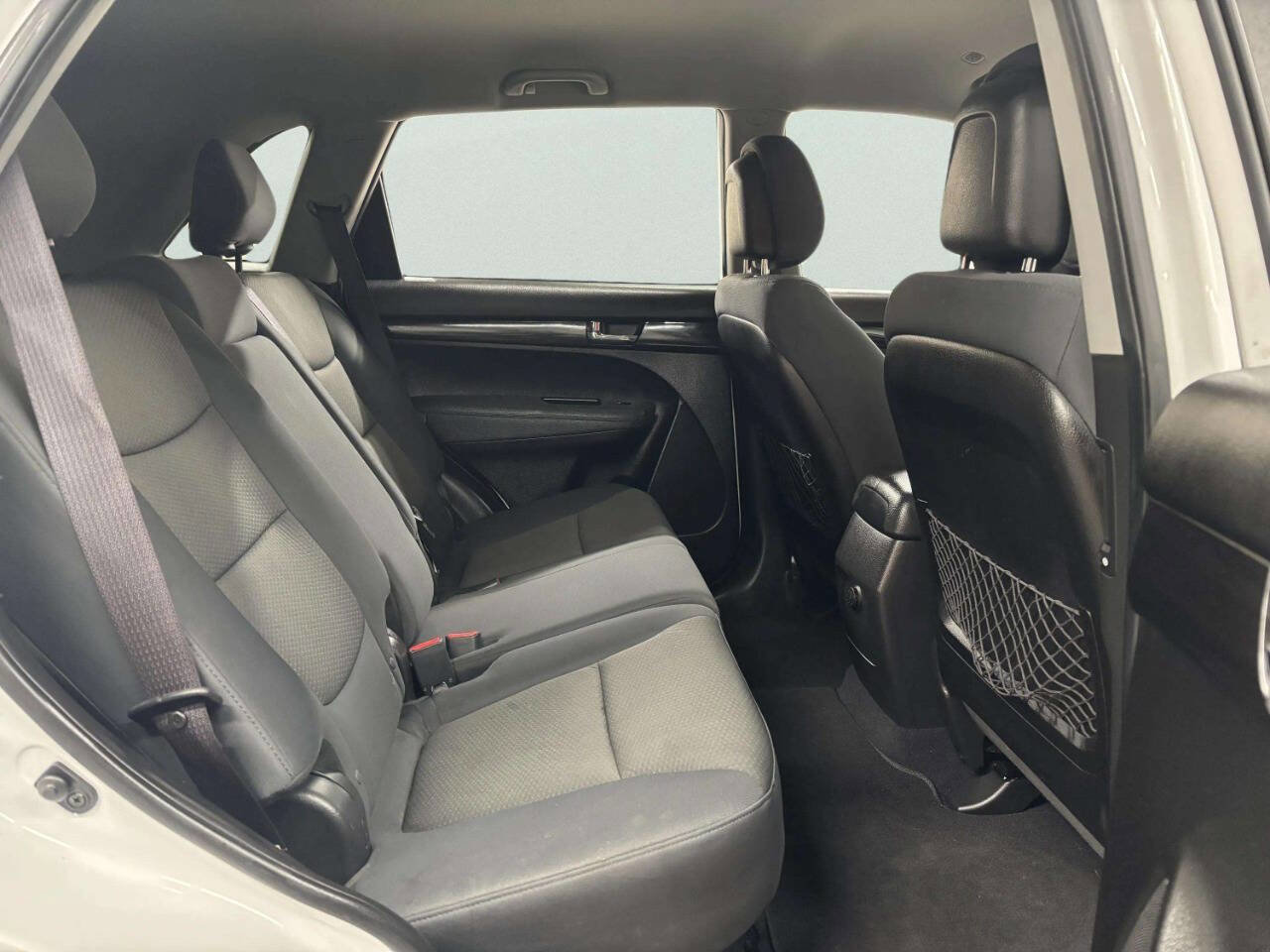 Used 2013 Kia Sorento LX w/ Convenience Pkg image 17