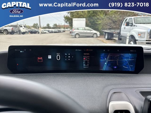 Certified 2025 Ford Expedition Active image 25