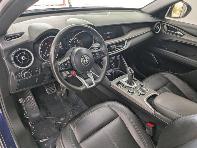 Used 2022 Alfa Romeo Stelvio Ti image 10