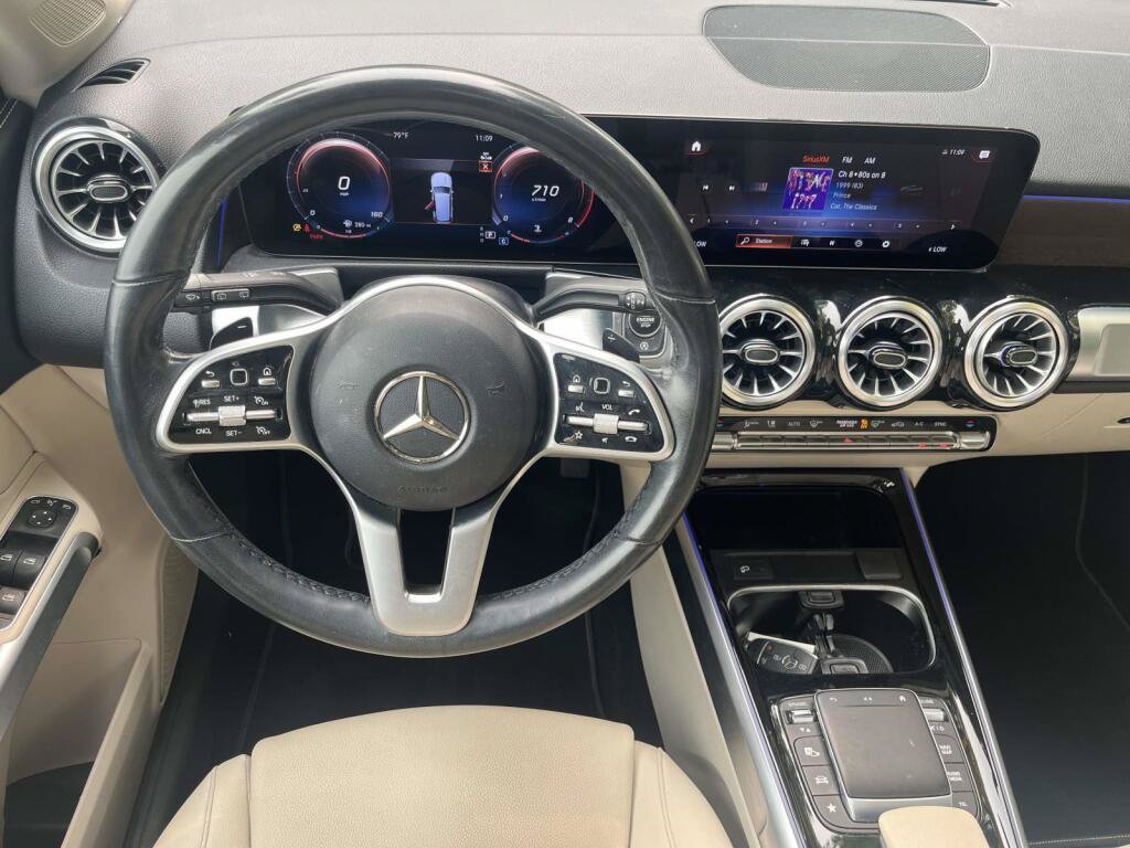 Certified 2023 Mercedes-Benz GLB 250 4MATIC w/ Premium Package image 2