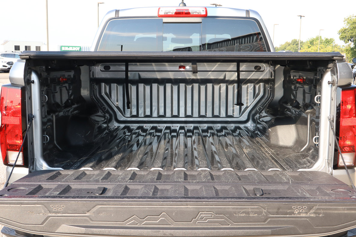 Used 2023 Chevrolet Colorado LT w/ LT Convenience Package II image 15