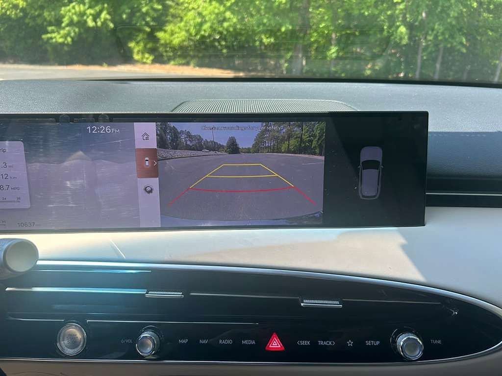 Certified 2026 Genesis GV70 2.5T Select AWD/4WD image 13