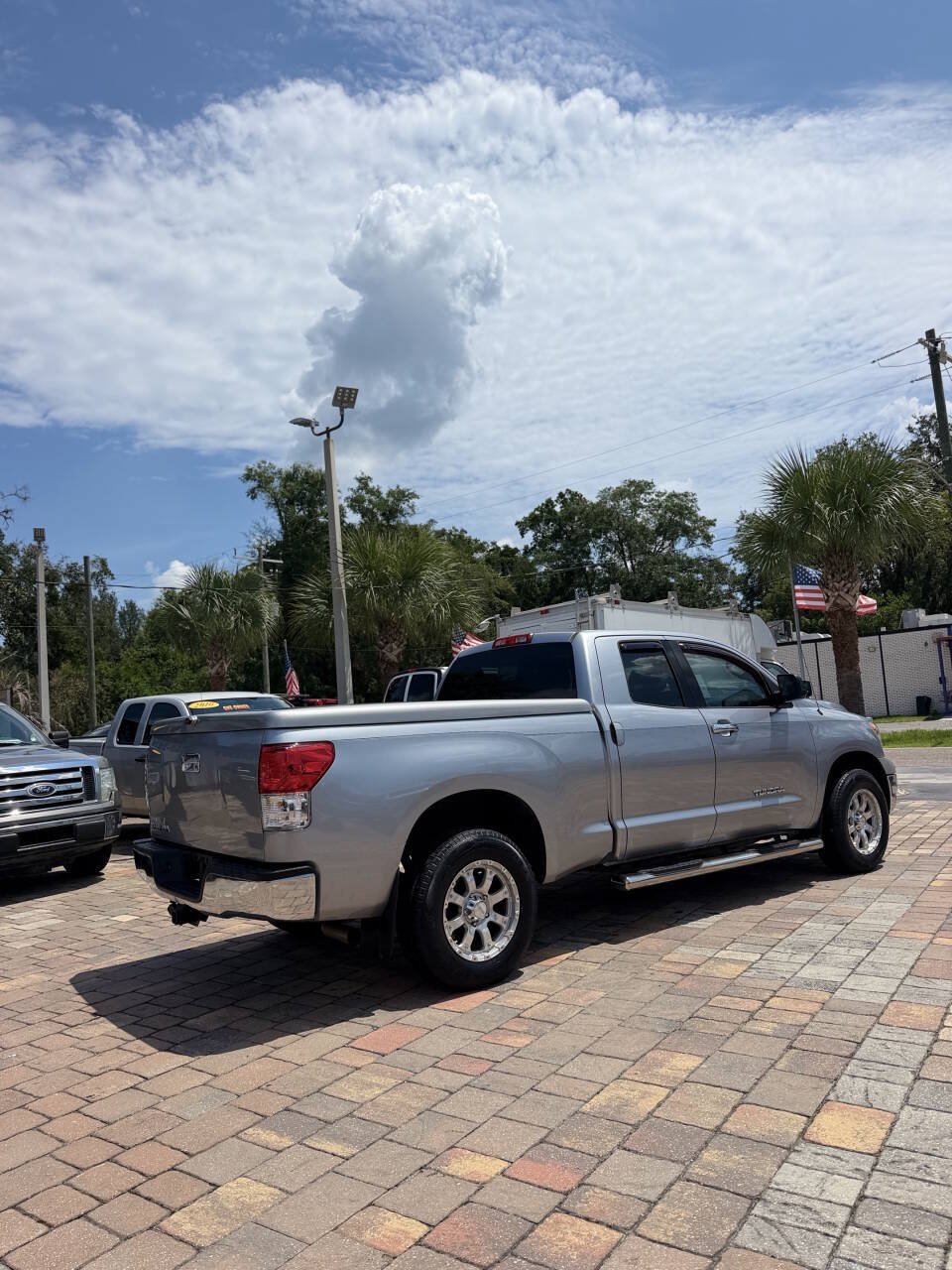 Used 2011 Toyota Tundra 2WD Double Cab w/ Tow Pkg image 4