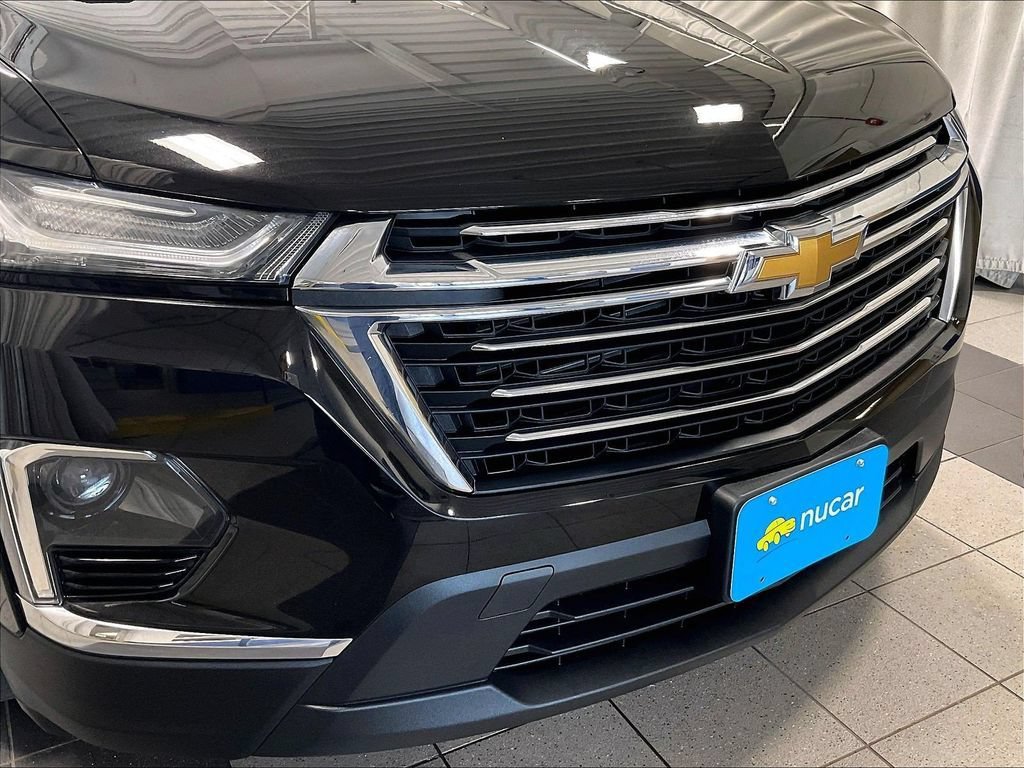 Used 2023 Chevrolet Traverse LT AWD/4WD image 32