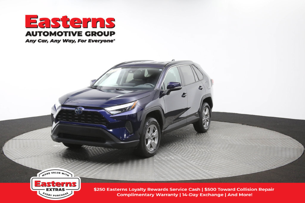 Used 2024 Toyota RAV4 XLE AWD/4WD image 54