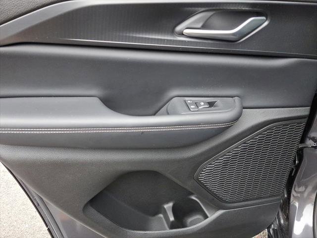 Certified 2023 Jeep Grand Cherokee Altitude image 19