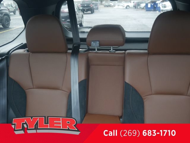 Used 2025 Subaru Forester Touring AWD/4WD image 41