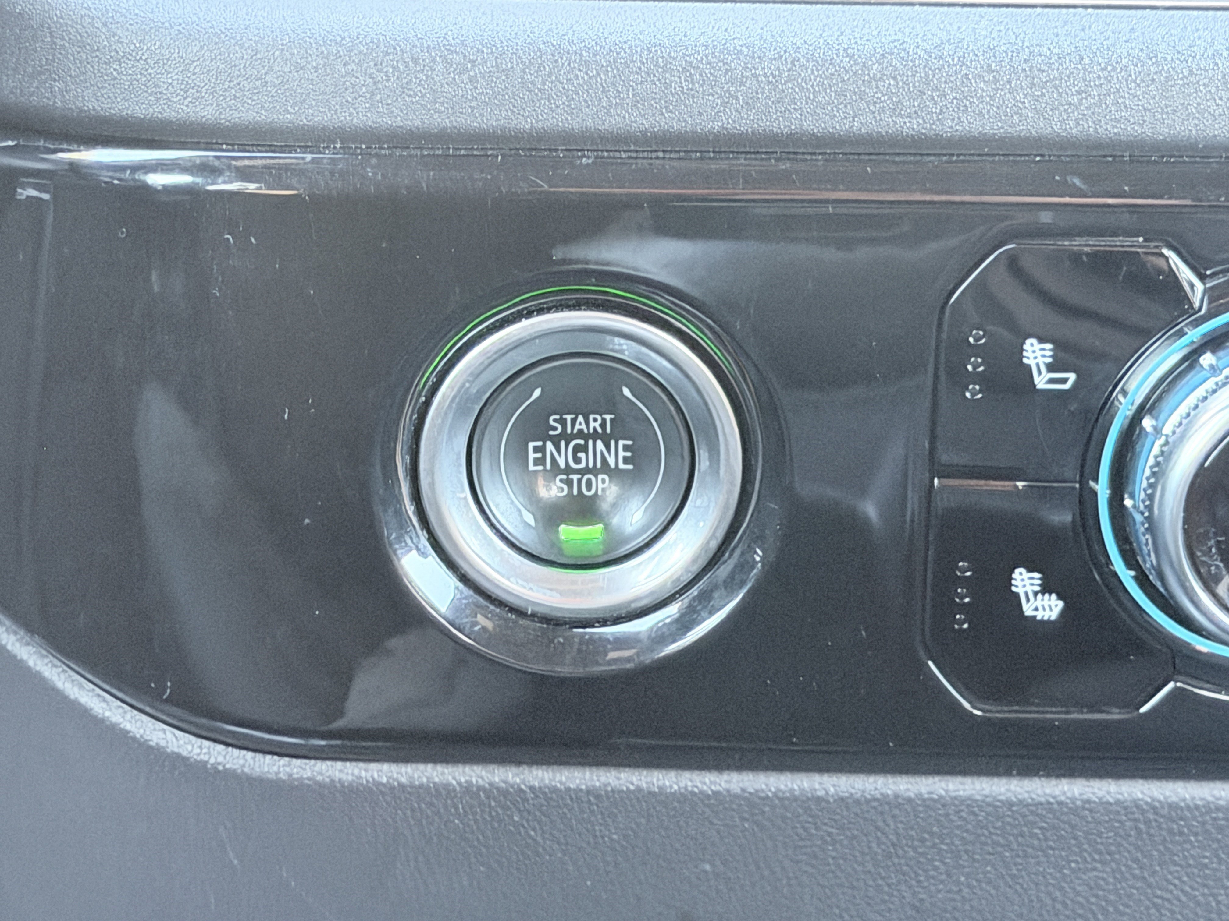 Used 2024 GMC Sierra 1500 Elevation image 33